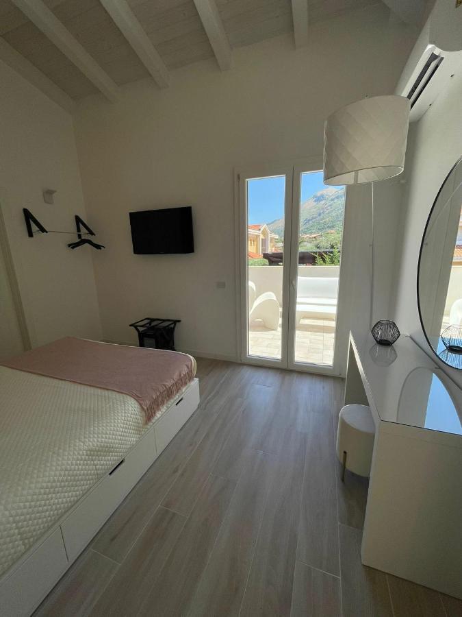 Martanna Rooms كاريني المظهر الخارجي الصورة