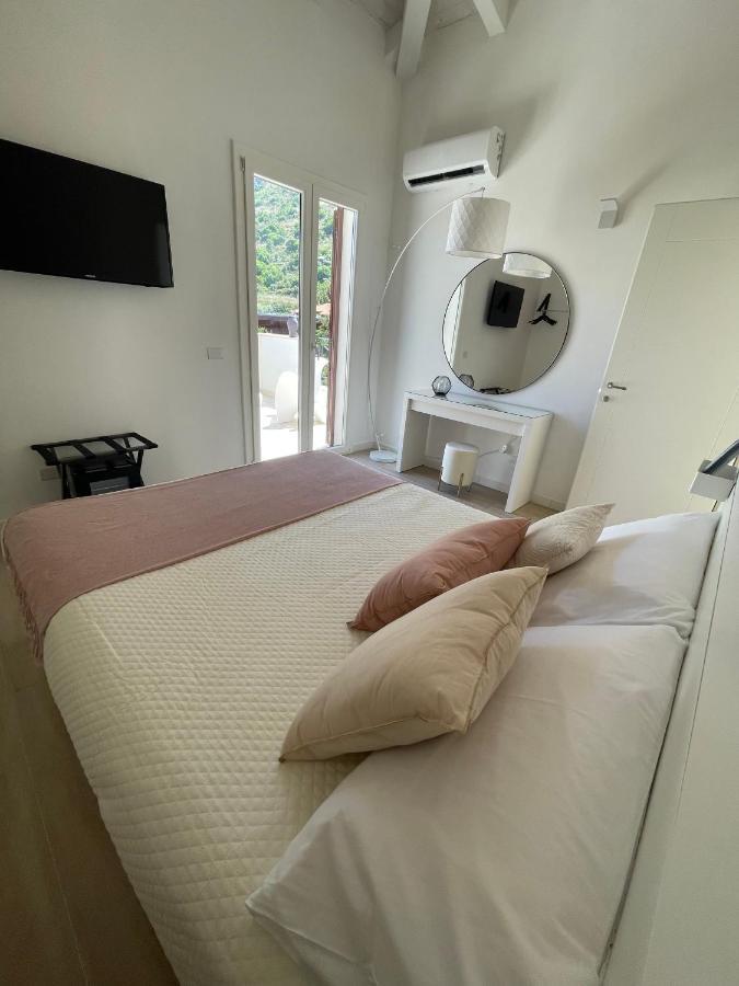 Martanna Rooms كاريني المظهر الخارجي الصورة